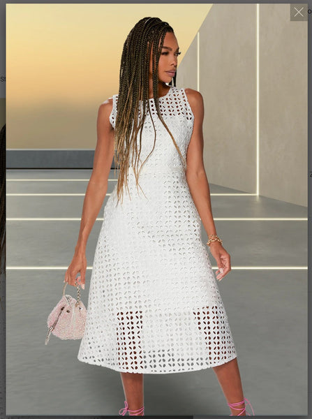 Love The Queen 17564 1PC Dress With Embroidery Eyelet Fabric  Invisible Zipper Love The Queen