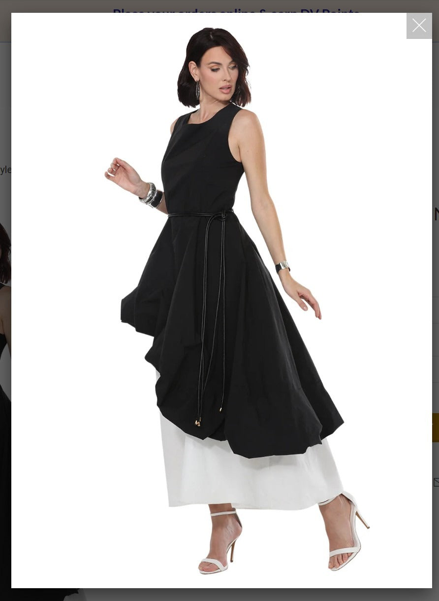 Love The Queen Style 17605 1PC Sleeveless Two Tone Dress.  Black/White